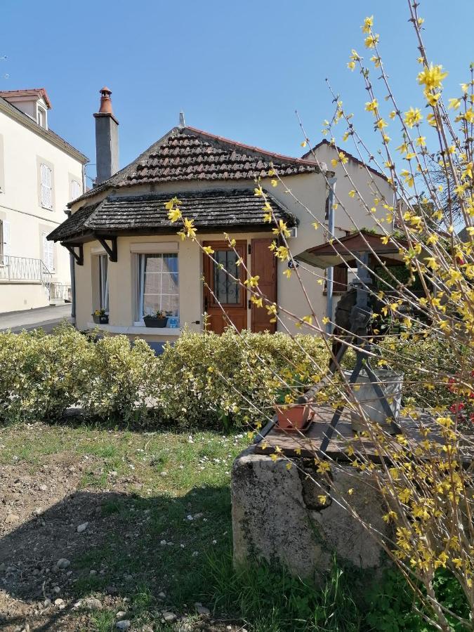 Charmante Maison Pres De Vezelay Voutenay-sur-Cure Экстерьер фото